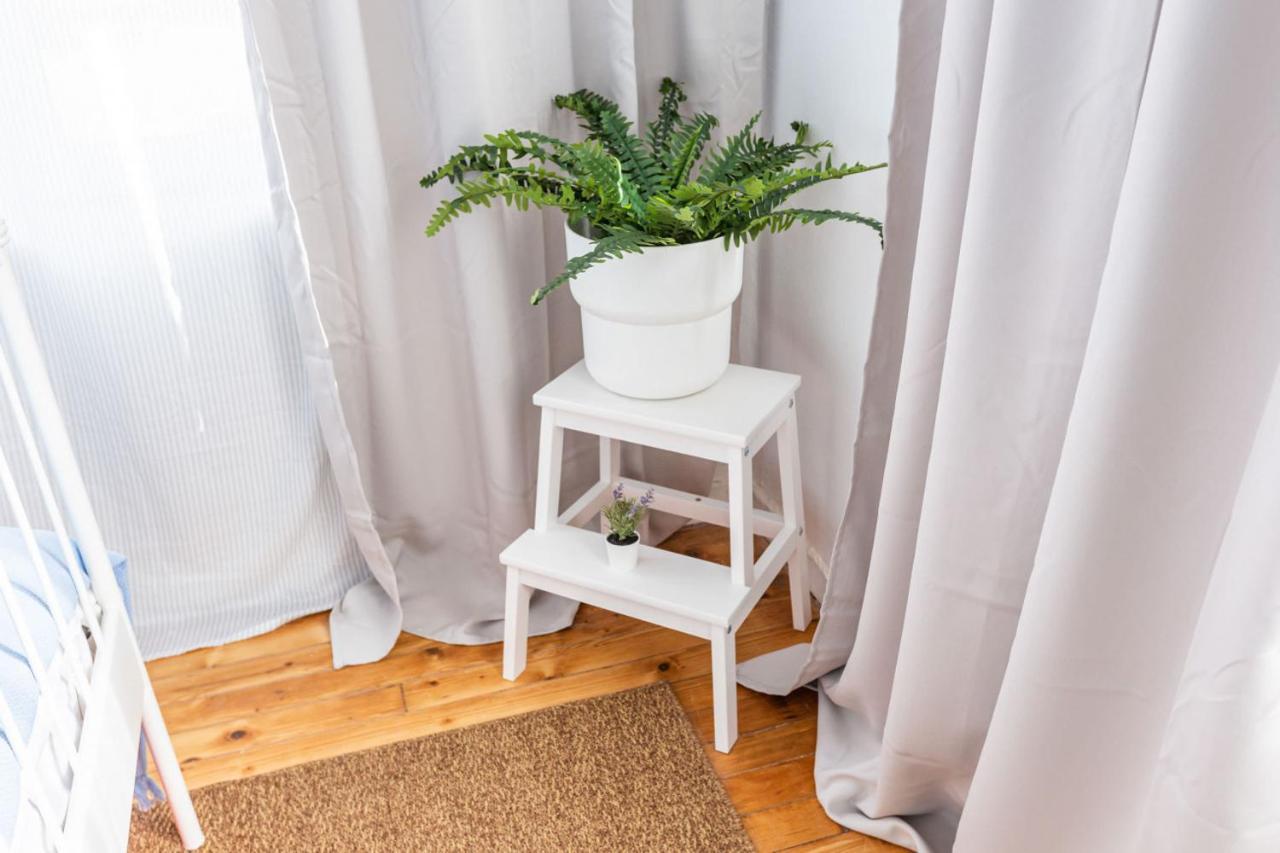 Colorful Flat With Excellent Location Near Trendy Attractions In Kadikoy Lejlighed Istanbul Eksteriør billede